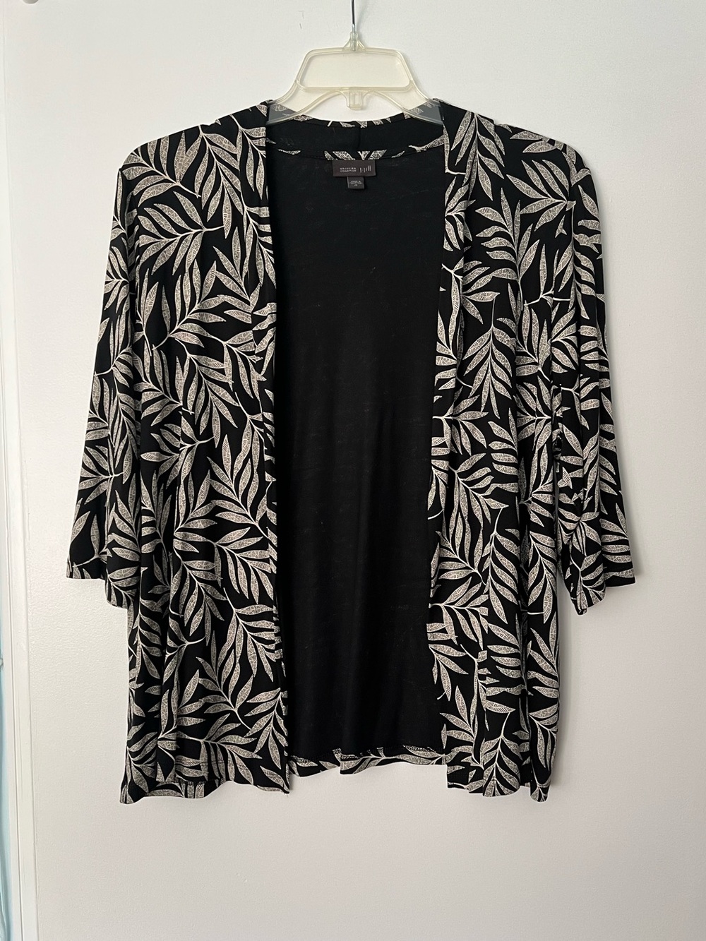 J. Jill Cardigan Black and Cream Leaf-Print Open Front. Size XL